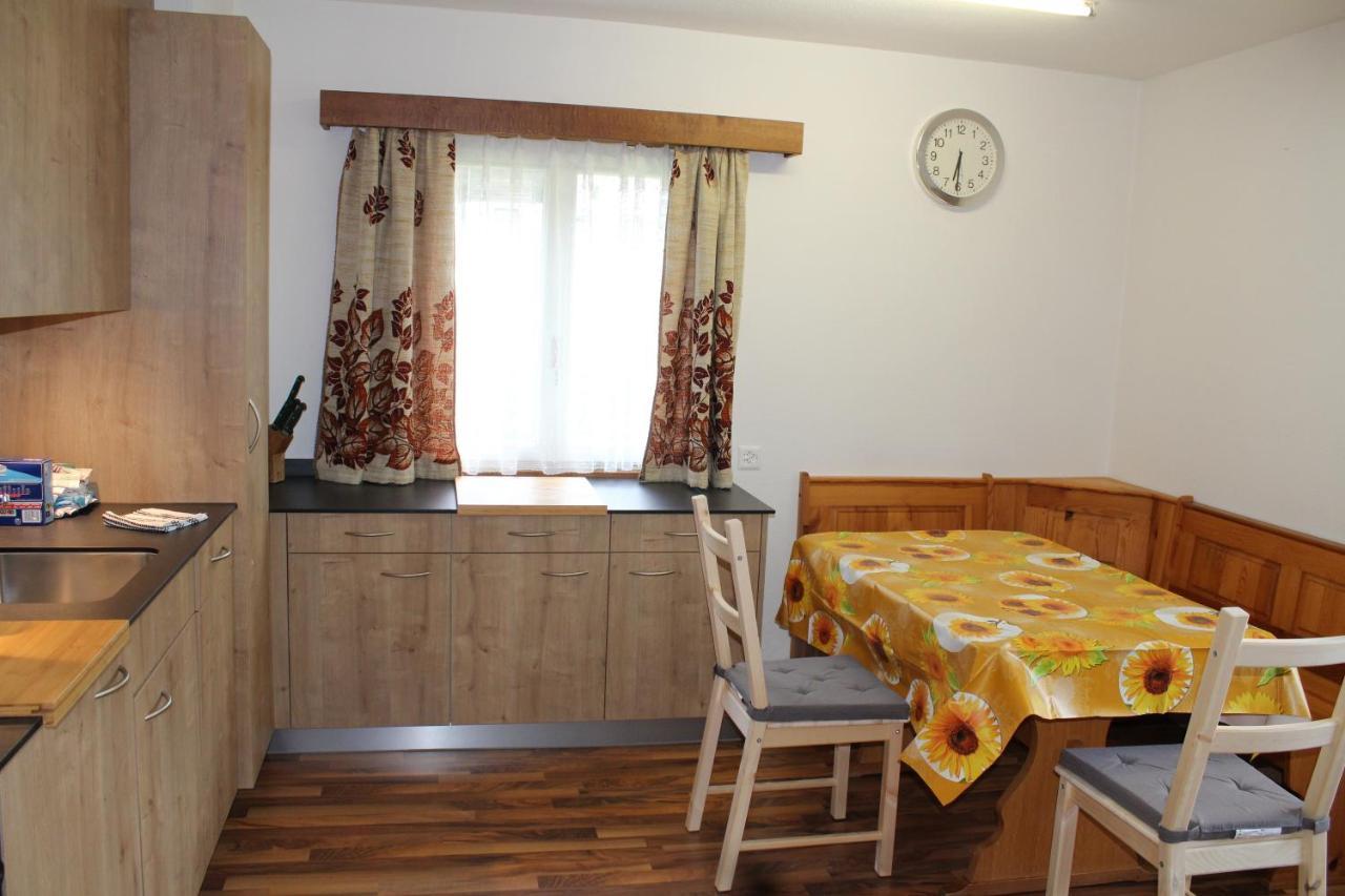 הוילה סאס-גרונד Haus Weideli, Dammstrasse 7 מראה חיצוני תמונה