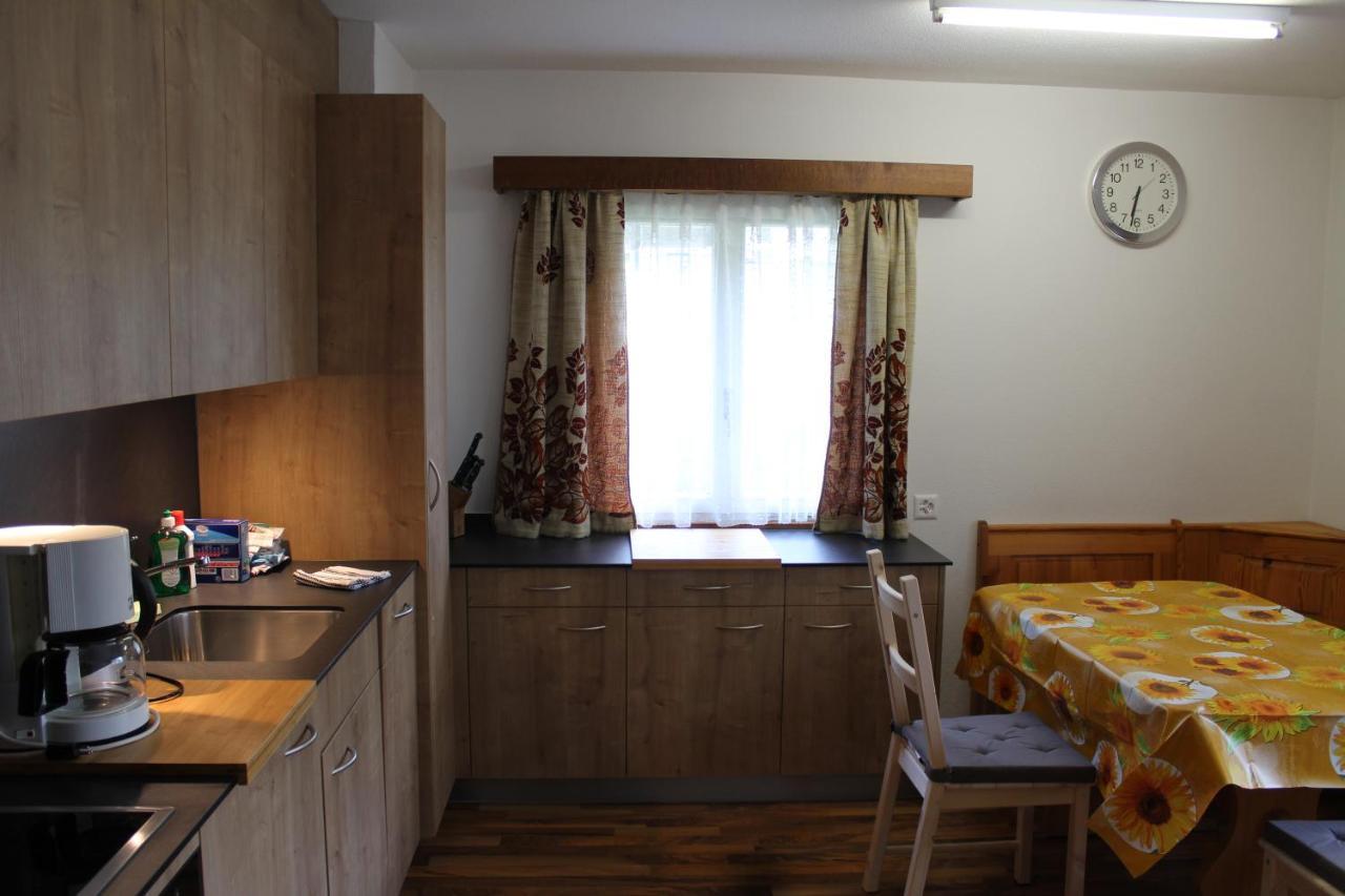 הוילה סאס-גרונד Haus Weideli, Dammstrasse 7 מראה חיצוני תמונה
